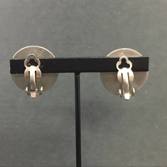 HERMES SILVER COIN LOGO BIJOUTERIE FANTAISE CLIP-ON EARRINGS + BOX - Picture 8 of 13